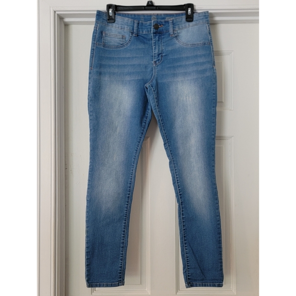 Women's SO Jeggings. EUC. Size 15 - Picture 14 of 16